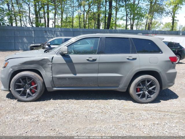 1C4RJFDJ3LC303268 Jeep Grand Cherokee Srt 4x4