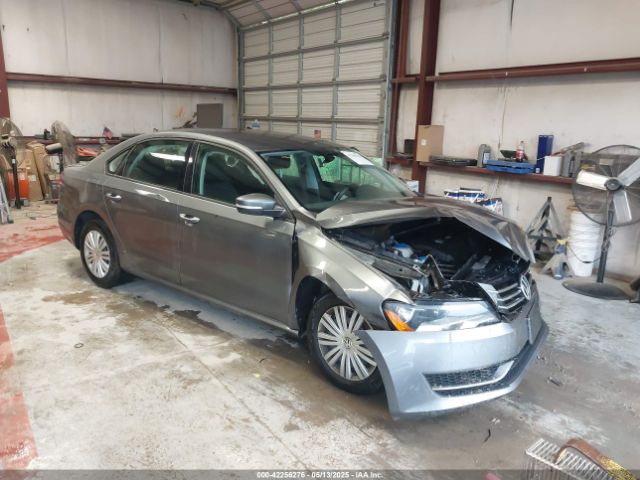 2015 VOLKSWAGEN PASSAT 1VWAT7A33FC012502