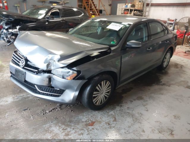 2015 VOLKSWAGEN PASSAT 1VWAT7A33FC012502 Photo 1