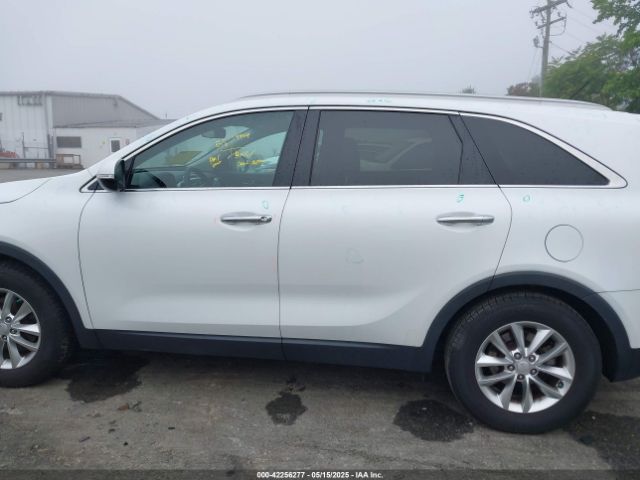 5XYPG4A50GG160668 KIA Sorento 3.3l Lx