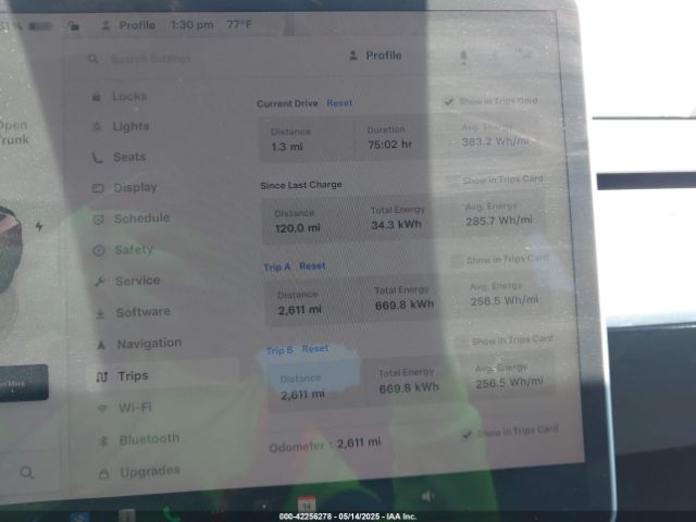 7SAYGDEE2SF300933 Tesla 2025