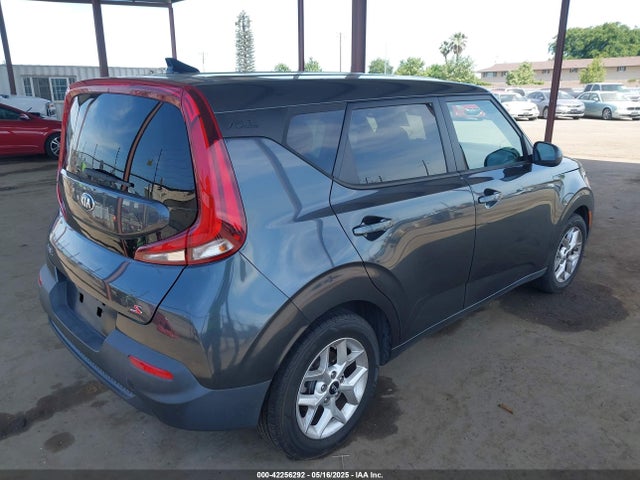KNDJ23AU8M7754732 KIA SOUL S