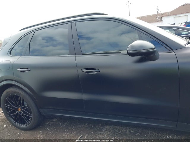 Porsche Cayenne 2025 WP1AA2AY1SDA00472 Image 13