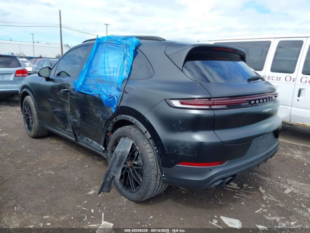 2025 PORSCHE CAYENNE WP1AA2AY1SDA00472 Photo 2