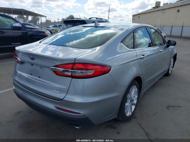 3FA6P0HDXLR221578 Ford 2020
