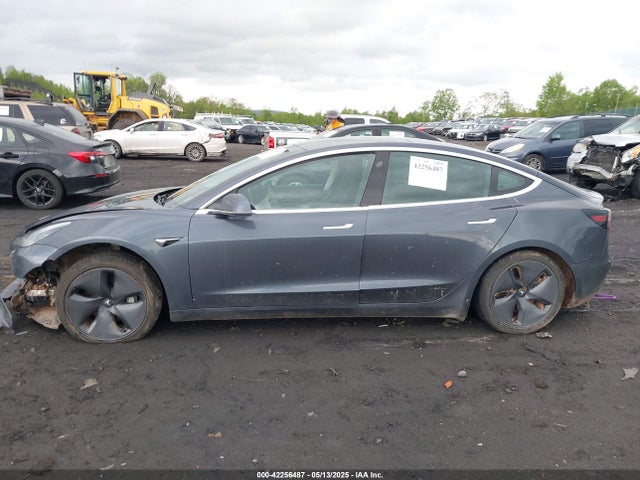 5YJ3E1EB6KF510193 Tesla 2019