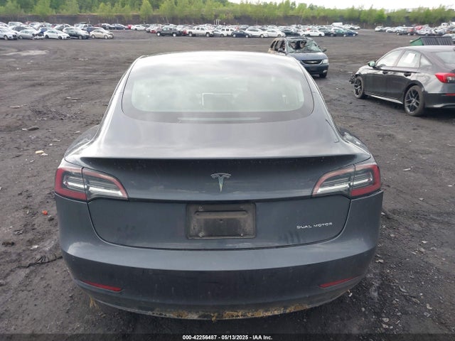 5YJ3E1EB6KF510193 Tesla 2019