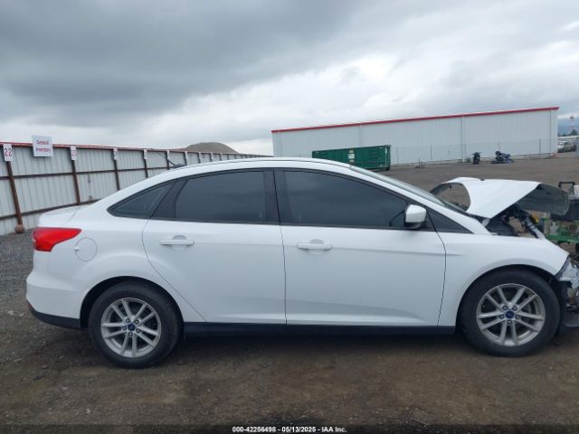 1FADP3F27JL251045 Ford FOCUS SE