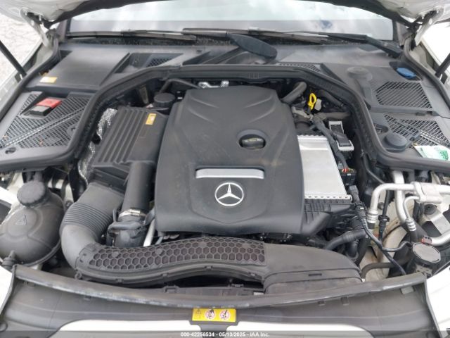 55SWF4JB3FU092441 Mercedes-Benz C 300 Luxury/sport