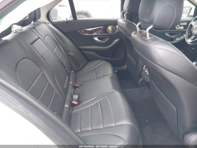 55SWF4JB3FU092441 Mercedes-Benz C 300 Luxury/sport