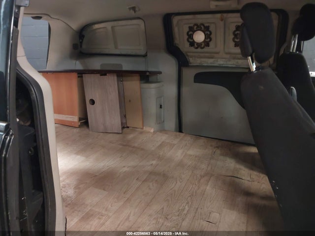 RAM Cargo Tradesman 2014 2C4JRGAG3ER229641 Image 8