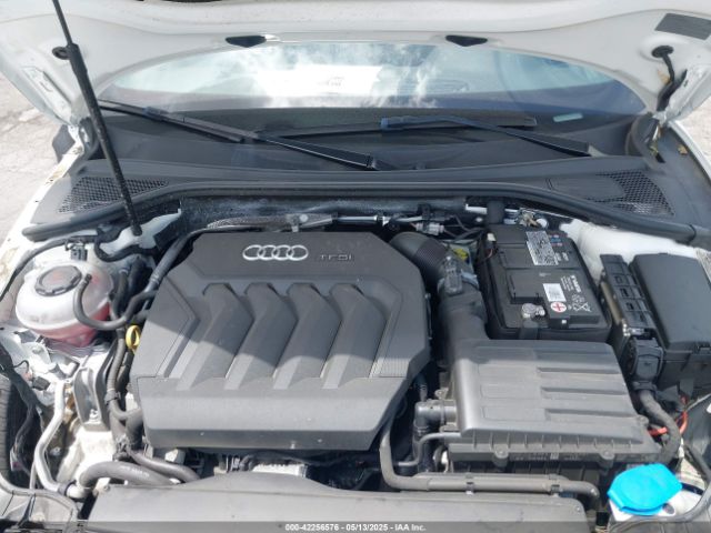WAUAUGFF3KA100939 Audi A3 40 Premium/40 Titanium Premium