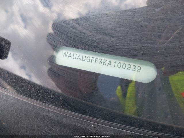 WAUAUGFF3KA100939 Audi A3 40 Premium/40 Titanium Premium
