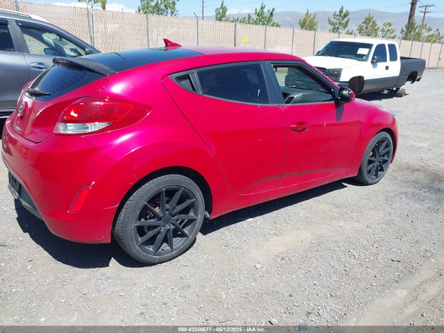 KMHTC6AD4FU225737 Hyundai Veloster