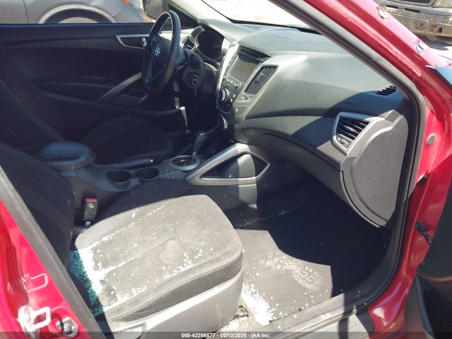 KMHTC6AD4FU225737 Hyundai Veloster