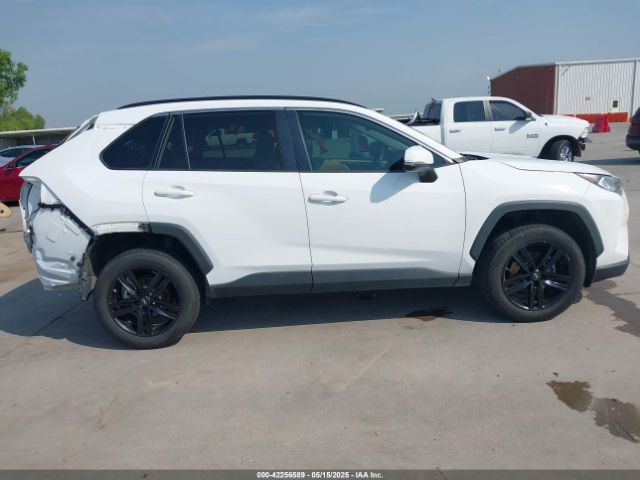 2T3W1RFVXKW009348 Toyota Rav4 Xle