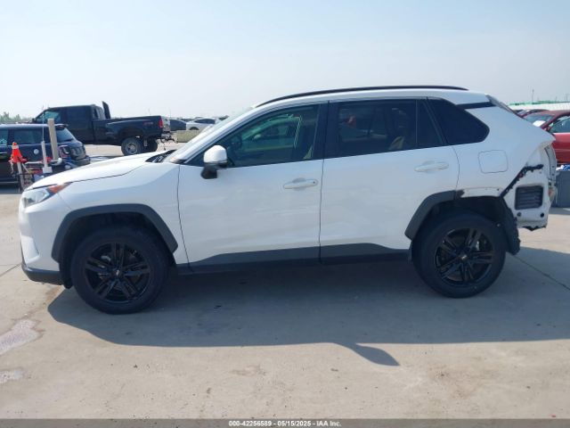 2T3W1RFVXKW009348 Toyota Rav4 Xle