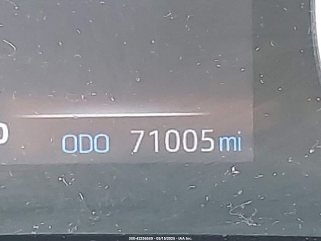 2T3W1RFVXKW009348 Toyota Rav4 Xle