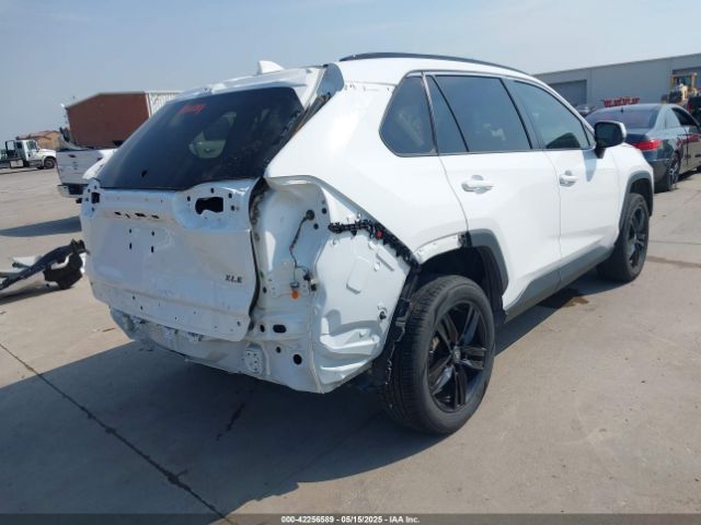 2T3W1RFVXKW009348 Toyota Rav4 Xle