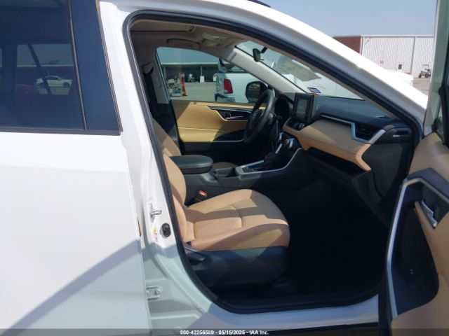 2T3W1RFVXKW009348 Toyota Rav4 Xle