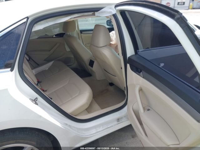 1VWBN7A33EC066296 Volkswagen Passat 2.0l Tdi Se
