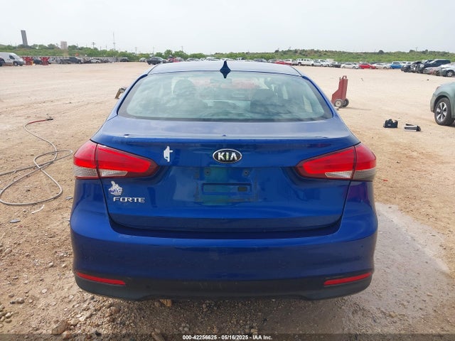 3KPFK4A7XJE259854 KIA FORTE LX