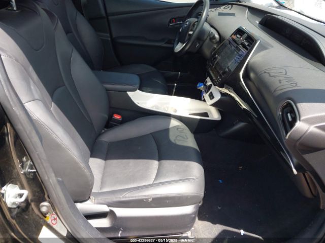 JTDKARFU2G3001602 Toyota Prius Four