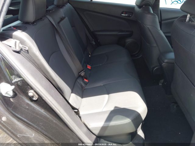 JTDKARFU2G3001602 Toyota Prius Four