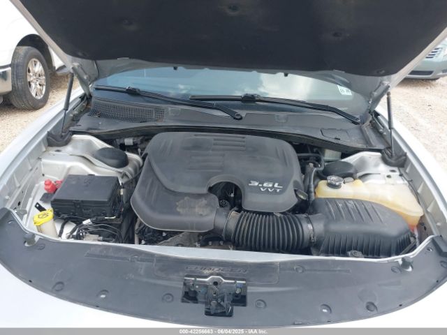 2019 DODGE CHARGER 2C3CDXBGXKH615405 Photo 9