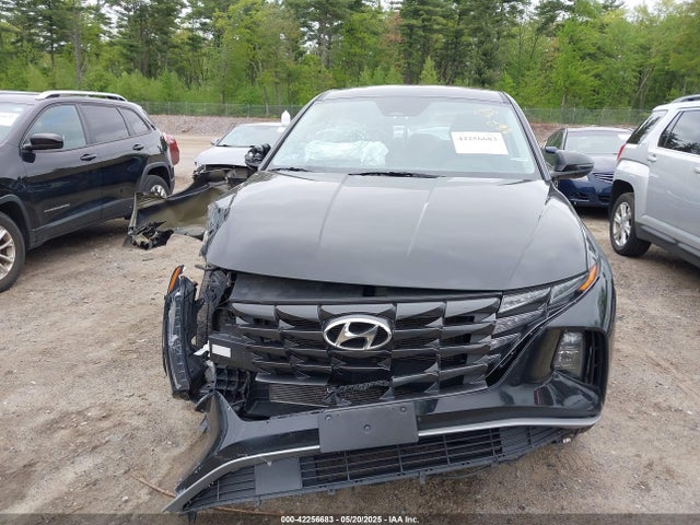 5NMJACAE6NH085866 Hyundai TUCSON SE