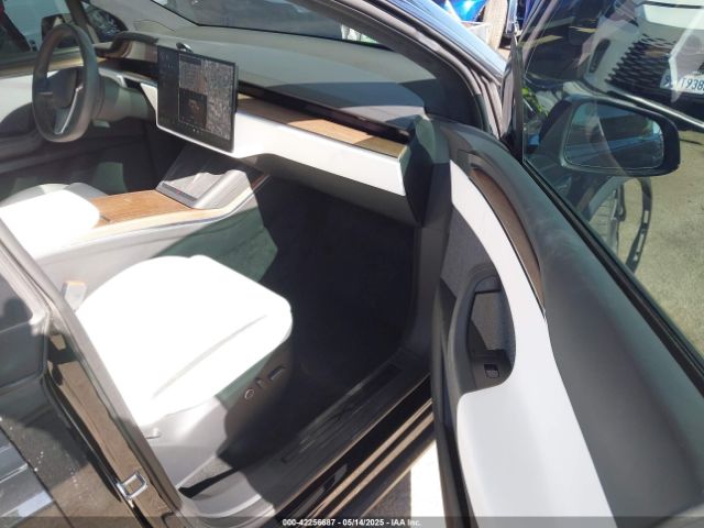 2022 TESLA MODEL X 7SAXCDE5XNF335585 Photo 4
