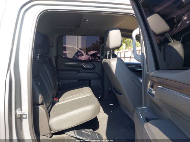 3GTPHDED0SG125105 GMC Sierra 1500 2wd  Short Box Slt