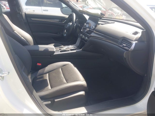 1HGCV3F21NA047677 Honda lfb2