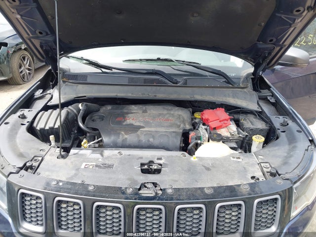 42256737 :رقم المزاد ، 3C4NJDDB1LT244981 vin ، 2020 Jeep Compass Trailhawk 4x4 مزاد بيع