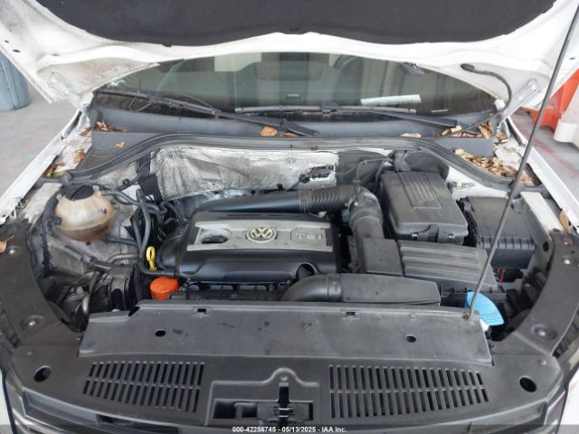WVGAV7AX8HK028540 Volkswagen Tiguan 2.0t/2.0t S