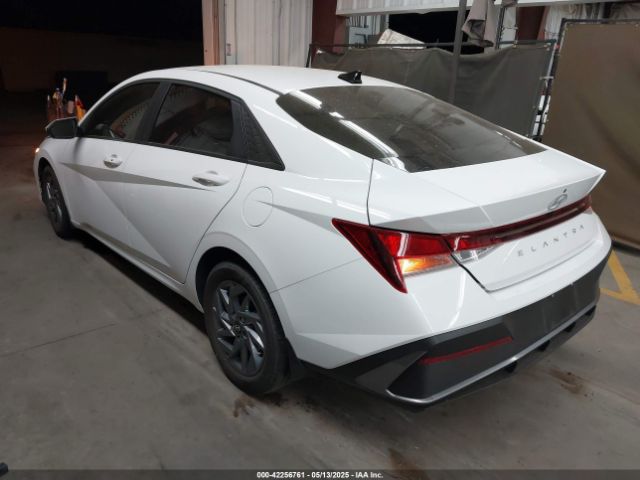 KMHLM4DG6RU803946 Hyundai ELANTRA SEL