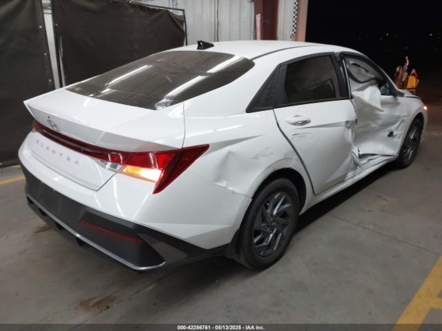 KMHLM4DG6RU803946 Hyundai ELANTRA SEL