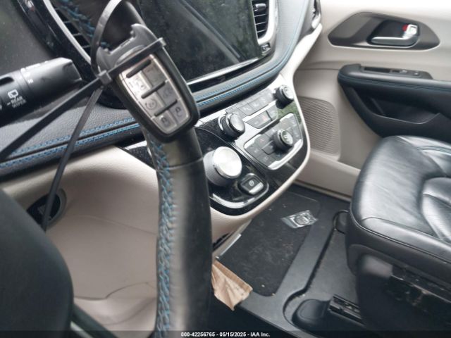 2C4RC1BG7MR591356 Chrysler Pacifica Touring L