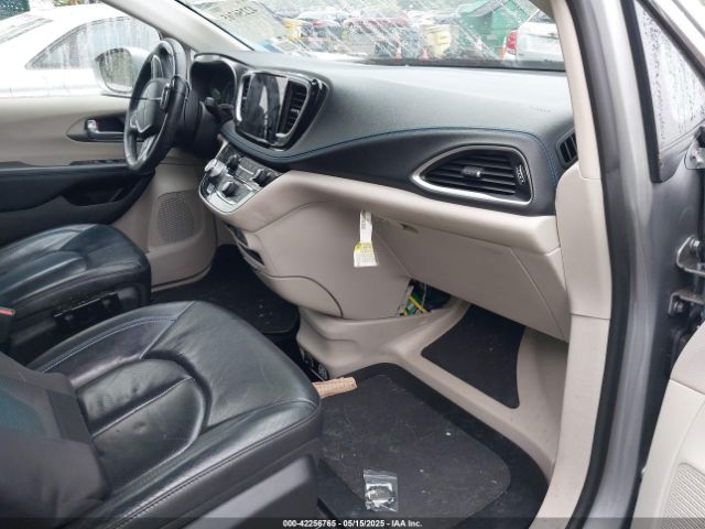 2C4RC1BG7MR591356 Chrysler Pacifica Touring L