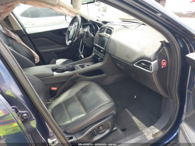 2017 JAGUAR F-PACE SADCK2BN5HA095497 Photo 4