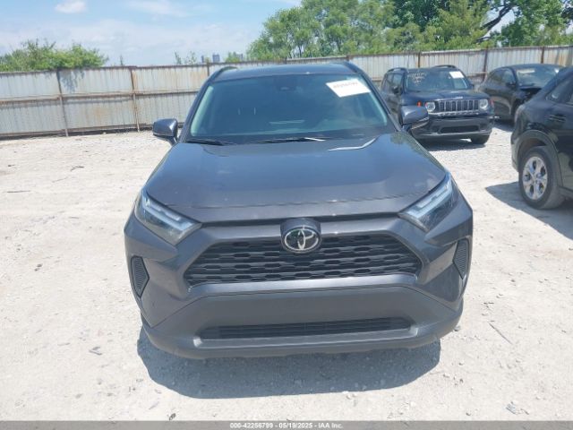 2T3P1RFV3PW383196 Toyota Rav4 Xle