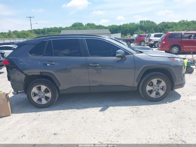 2T3P1RFV3PW383196 Toyota Rav4 Xle
