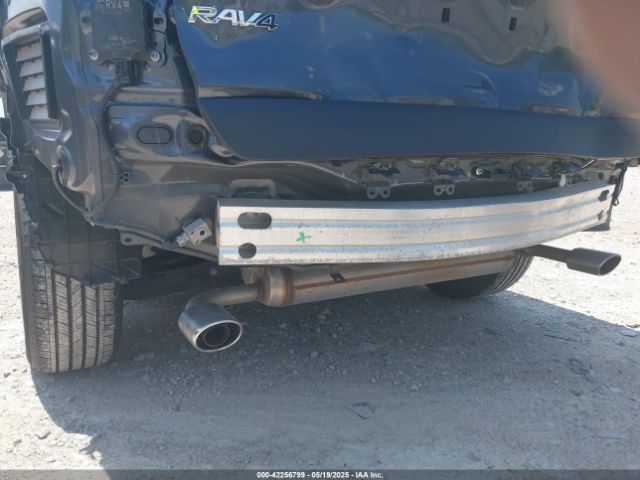 2T3P1RFV3PW383196 Toyota Rav4 Xle