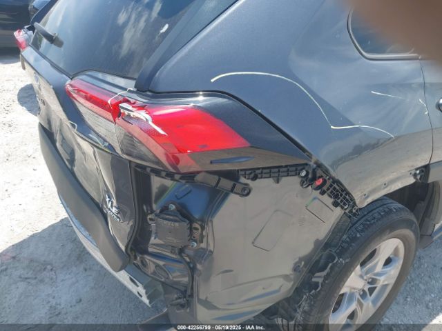 2T3P1RFV3PW383196 Toyota Rav4 Xle