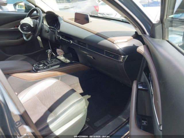 2022 MAZDA CX-30 3MVDMBEY2NM447805 Photo 4