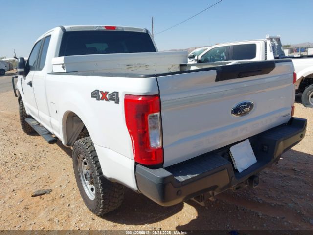 1FT7X2B61HEC10144 Ford F-250 Xl
