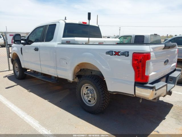 1FT7X2B67JEB92352 Ford F-250 Xl
