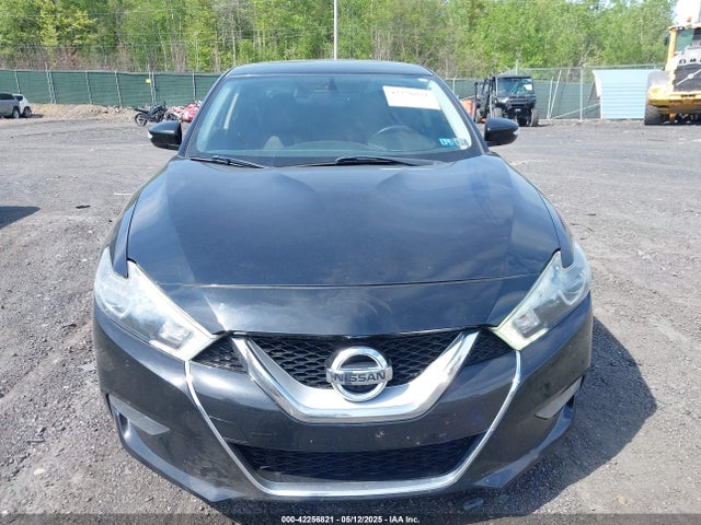 1N4AA6APXJC369633 Nissan Maxima 3.5 Sv