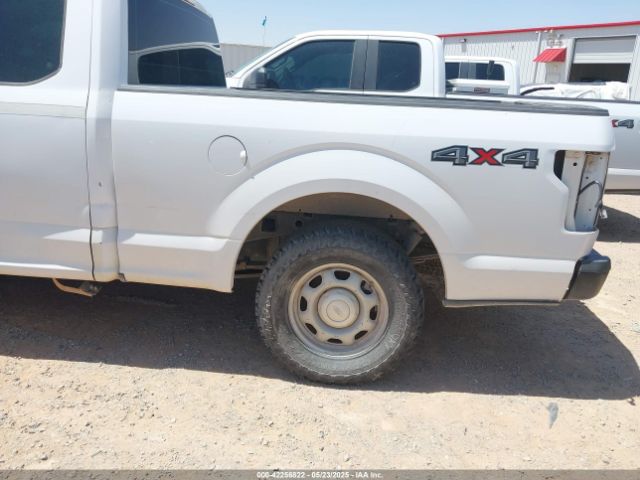 1FTFX1E5XJKC56538 Ford F-150 Xl