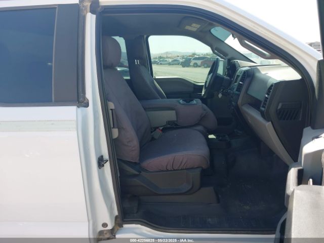 1FTFX1E55JKE01176 Ford F-150 Xl